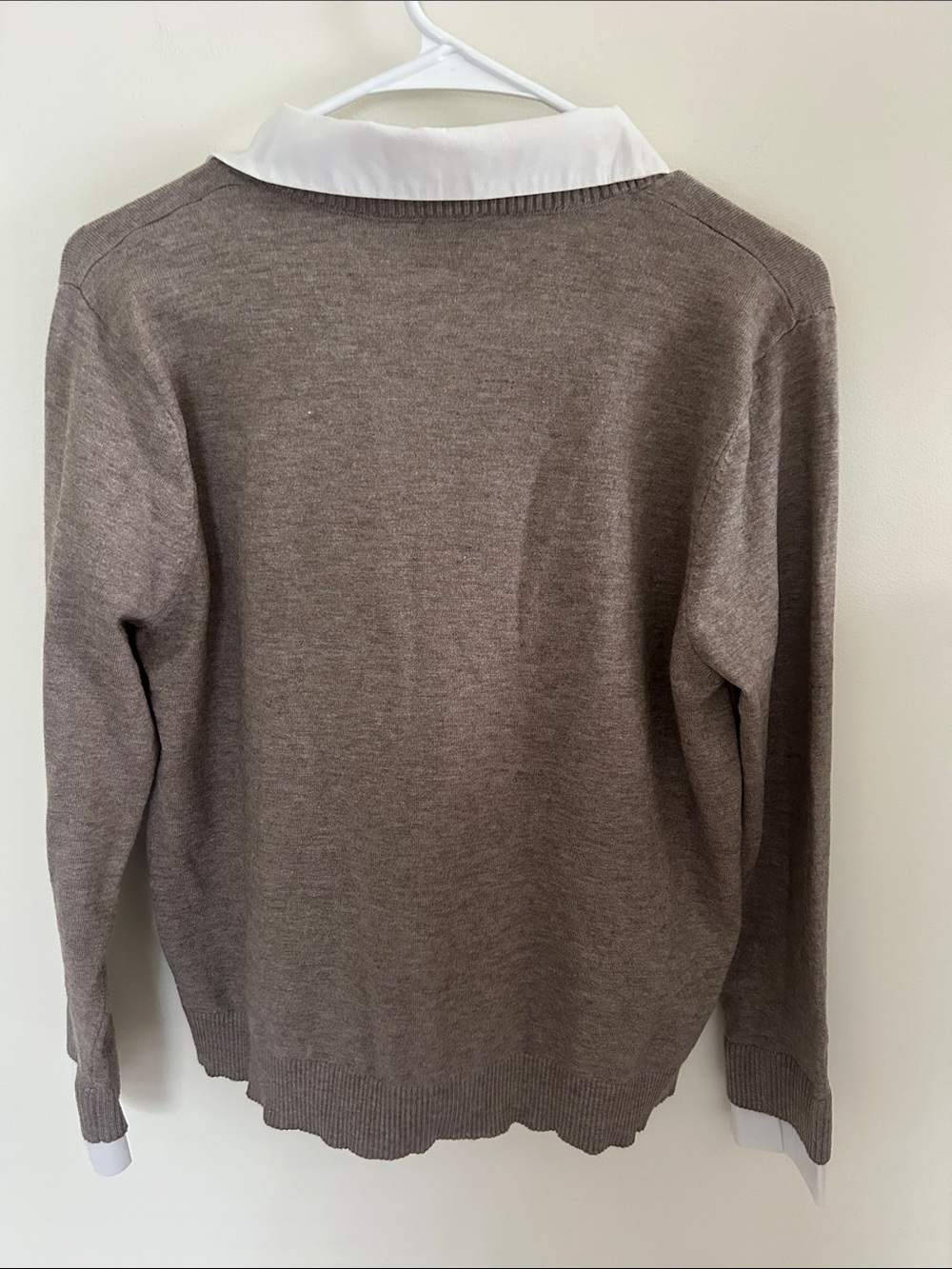 Sioni Brown Knit Button-Front Cardigan with White Collar - Picture 5 of 5